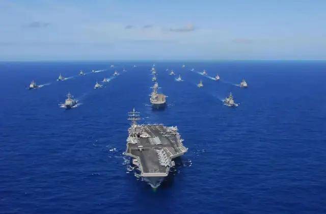 福建舰服役!曾有蒸汽弹射临时改电弹图纸传闻?有哪几点变化?