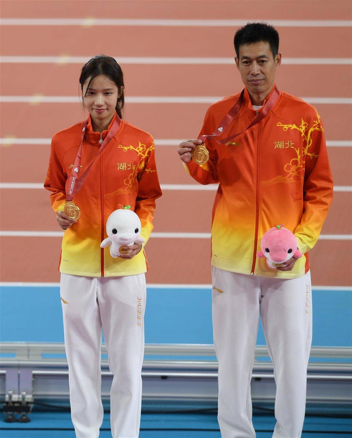 清华学霸,一跃登顶!湖北选手邵雨琪摘得全运会女子跳高金牌