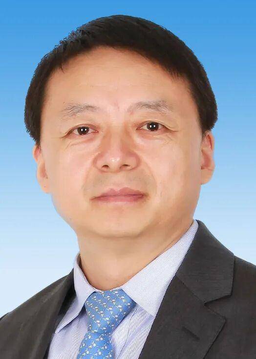 国务院任免多名副部级干部