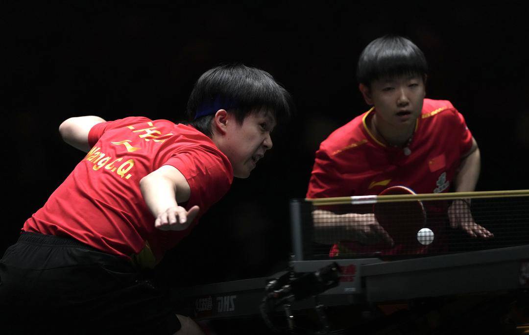 国乒混团世界杯卫冕 王励勤称赞林诗栋:“找到感觉啦!”