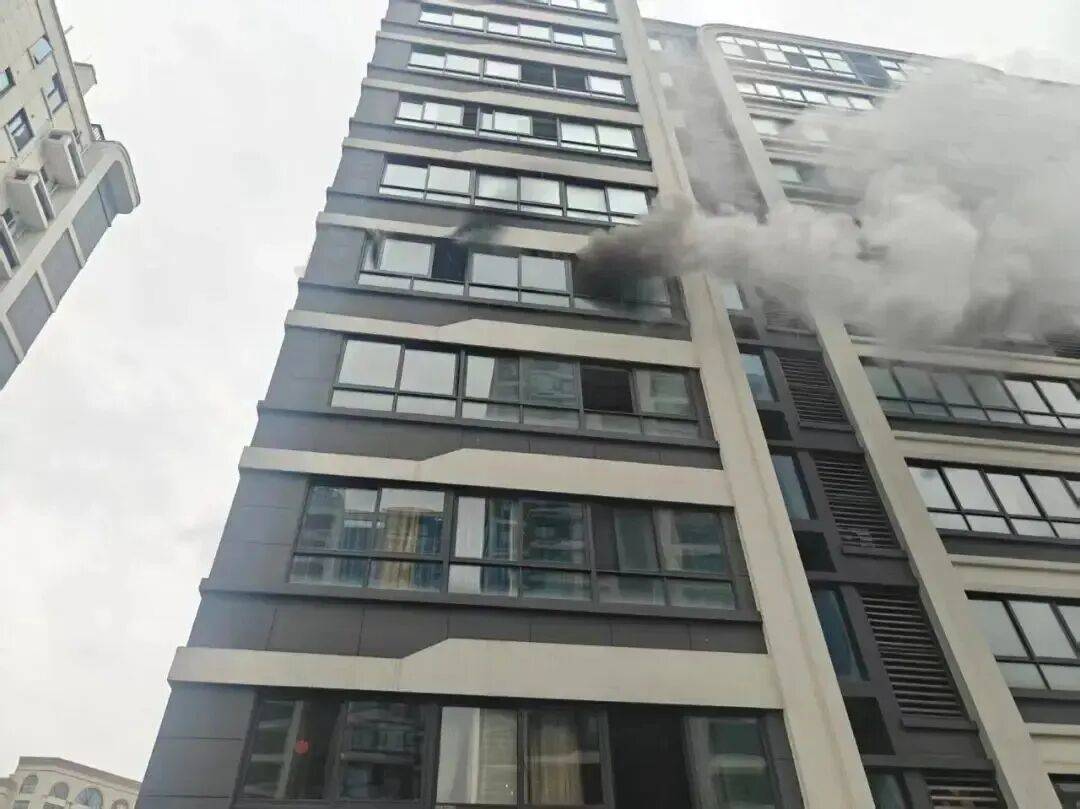 男子出门十几分钟,家差点没了!这个“惹火”习惯很多人都有