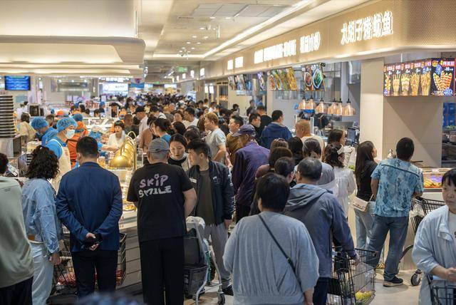 “豫超”出圈:被全国催着开店的河南超市,到底有多中?