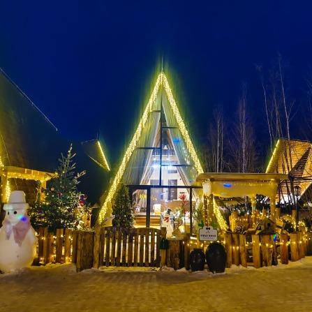 长白山麓角村“童话世界”点亮冰雪经济新坐标