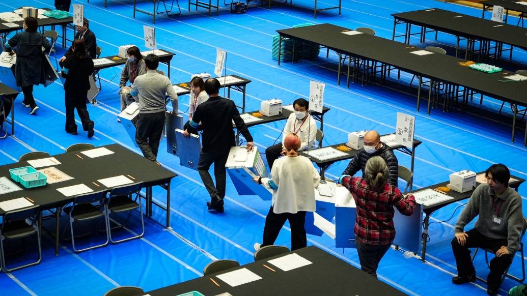 中道左派崩塌、自民党独大、股市狂飙，众议院选举重塑日本政经版图