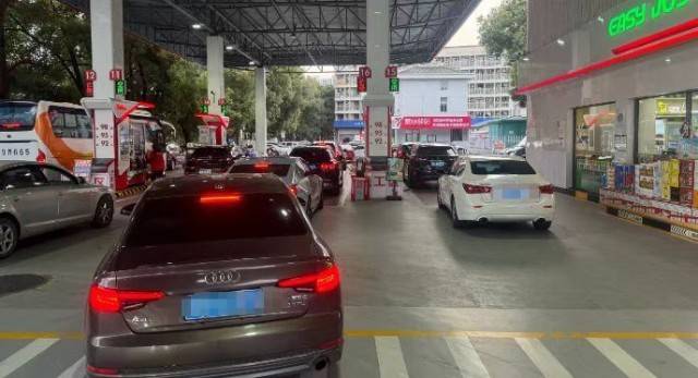 油价调价时间定了，涨幅或超过1元/升？