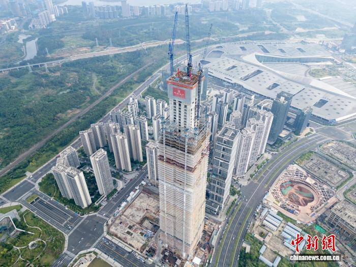 成都489米超高层项目建设高度超越当地已建成最高建筑