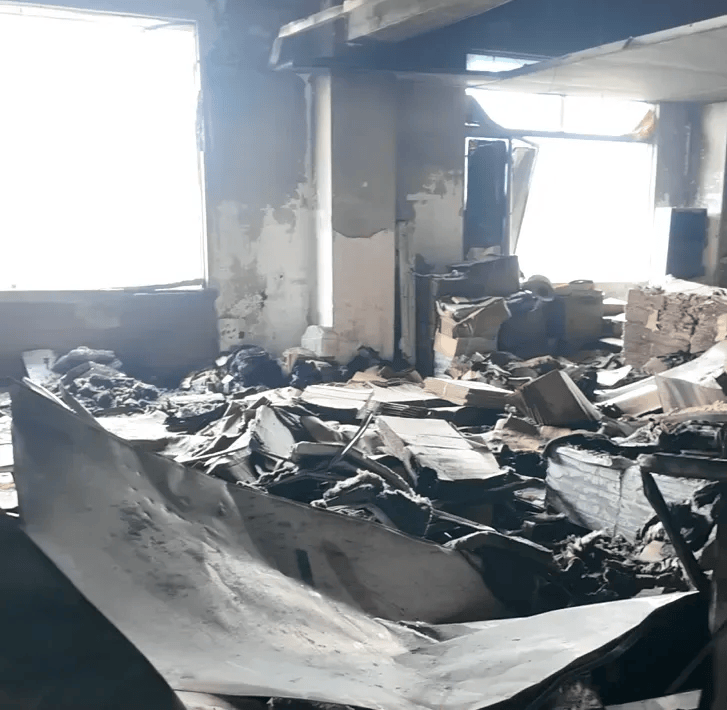 不用上班了？一办公室起火，连烧7个多小时才被发现！