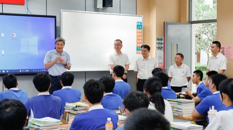 35名深圳二高高中生，将在哈工大（深圳）专家带领下进修